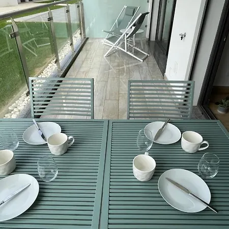 Rocha Mar Apartment *